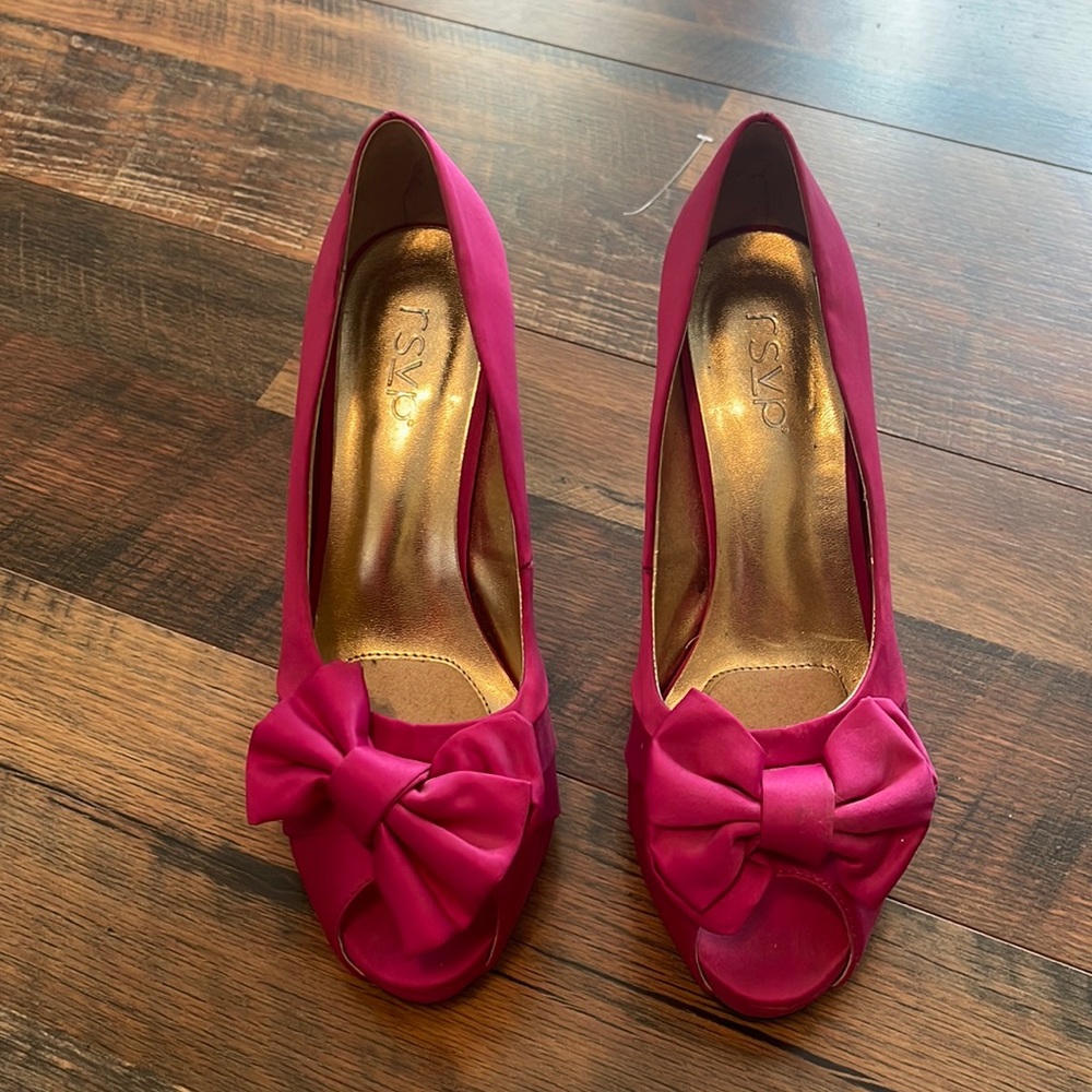 RSVP fuscia heels size 9.5